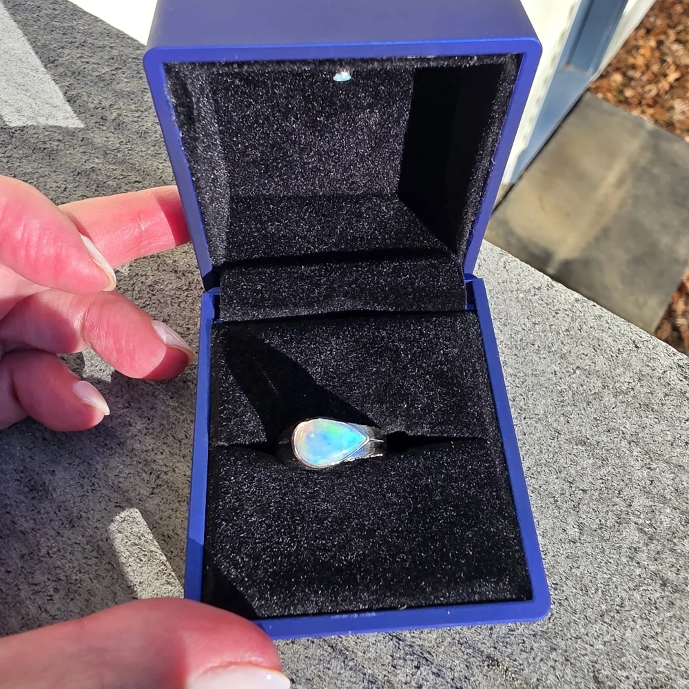 *Trade For Gold/Tiffanys 10 Gram 14kt White Gold Ethiopian Opal & Diamond Ring - Picture 14 of 16